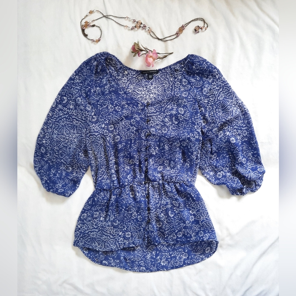 BANANA REPUBLIC Puff, Blue 'n Light Beige Patterned, Button-Down Blouse